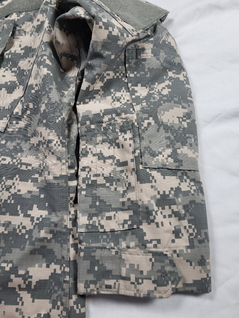 Propper Jacket ACU Coat Small Short Pixelated Camo NIR Compliant Militarycore - Picture 4 of 16
